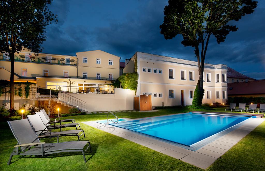 Hotel Reza Frantiskovy Lazne Luaran gambar