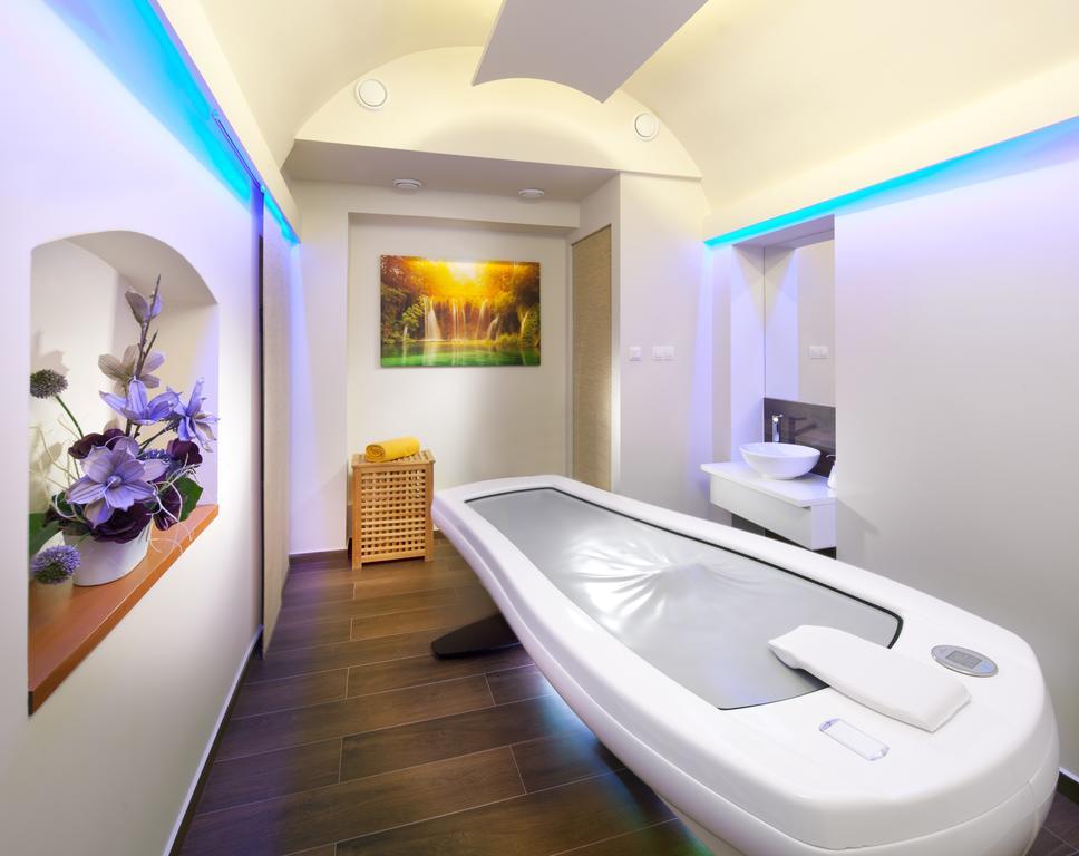 Hotel Reza Frantiskovy Lazne Luaran gambar