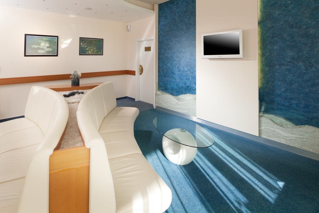 Hotel Reza Frantiskovy Lazne Luaran gambar