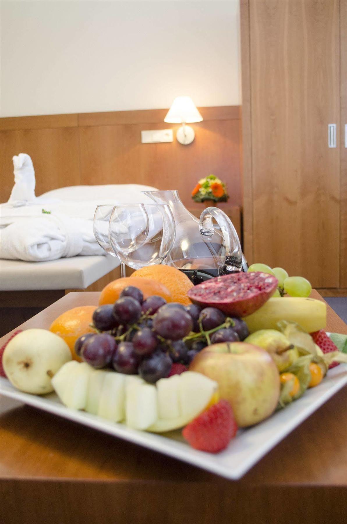 Hotel Reza Frantiskovy Lazne Luaran gambar